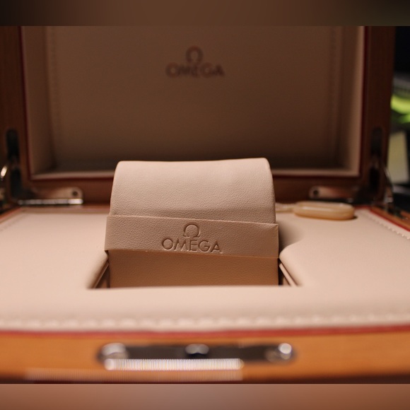 Omega chrono wood box - Picture 5 of 9